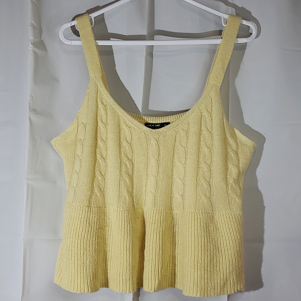 Shein Curve Yellow Knit Cropped Tank Top - Size 0XL